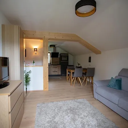 Haus Almrausch Apartman *