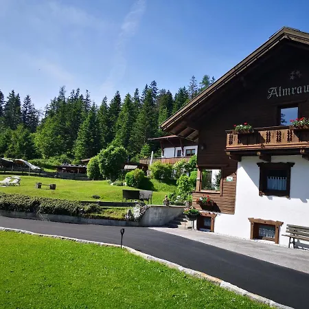 Haus Almrausch Apartamento